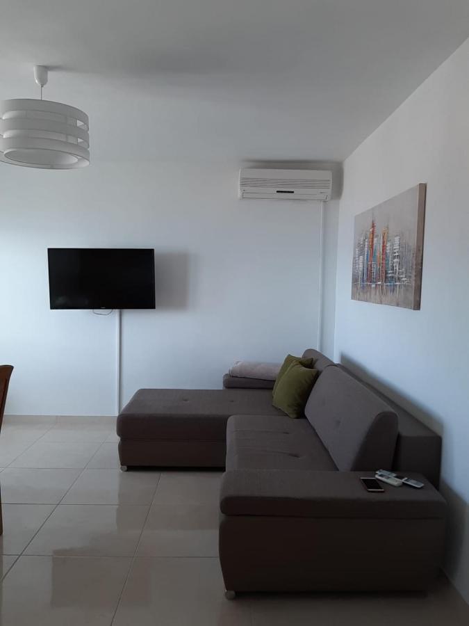 Apartments Duce Duće Exterior foto